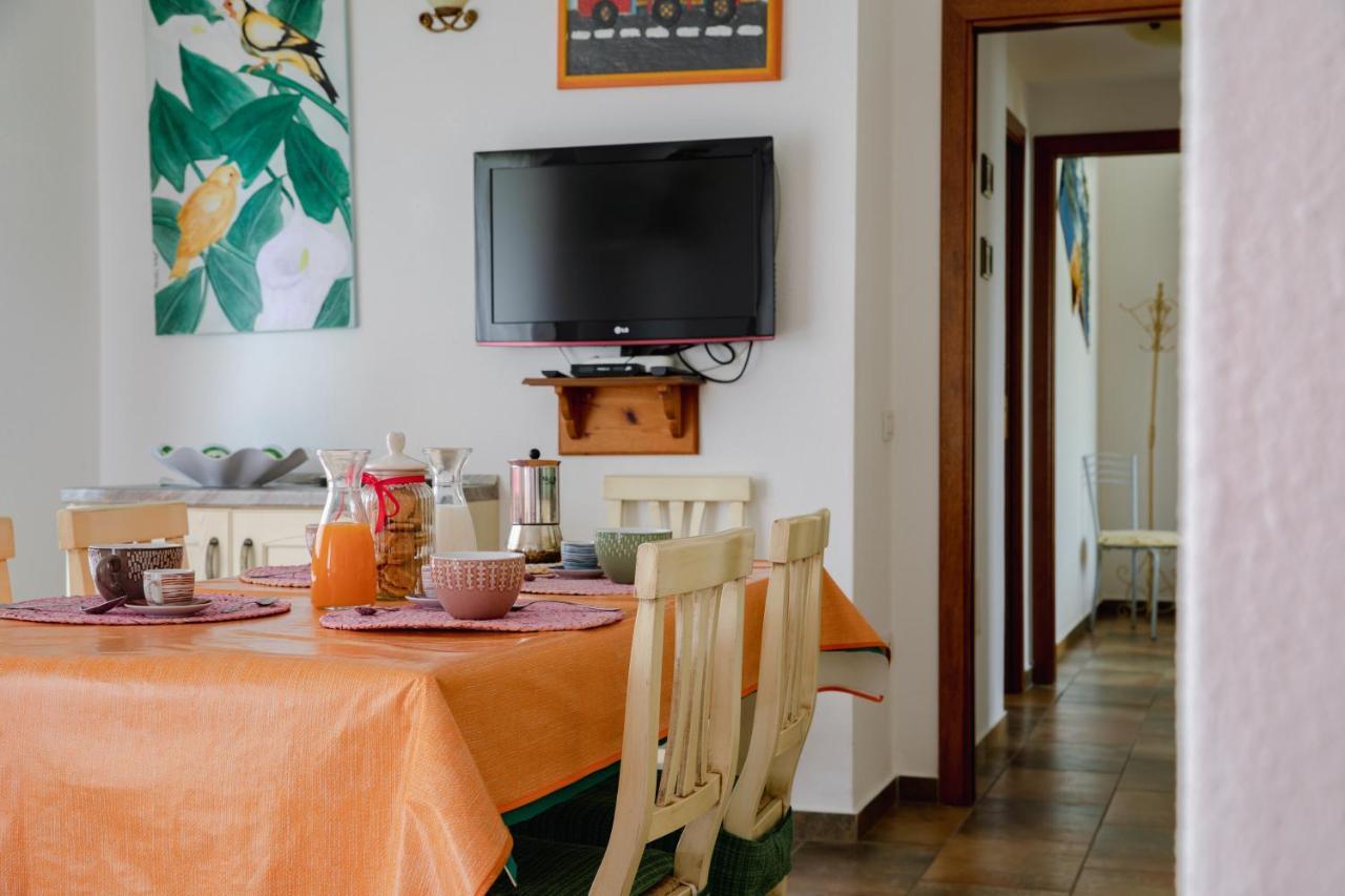 Le Residenze Di Baia Sant'Anna Villa Tanaunella Bagian luar foto